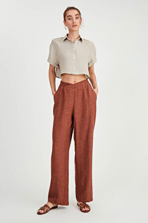 Beli Çapraz Lastik Detaylı Pantolon