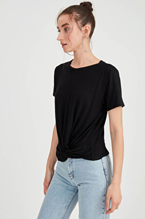 Yuvarlak Yaka Önü Büzgülü T-Shirt