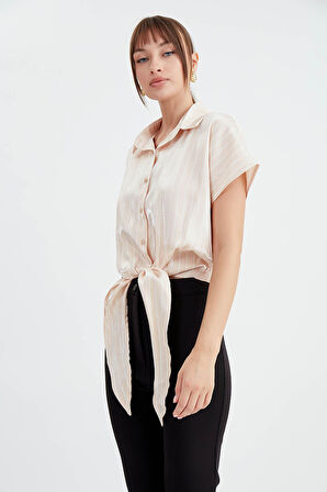 Çizgili Parlak Saten Önü Bağlamalı Gömlek