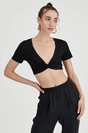 Dekolteli Büzgülü Crop Bluz
