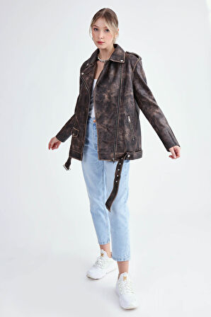 Omuzda Apolet Detaylı Kemerli Suni Deri Ceket