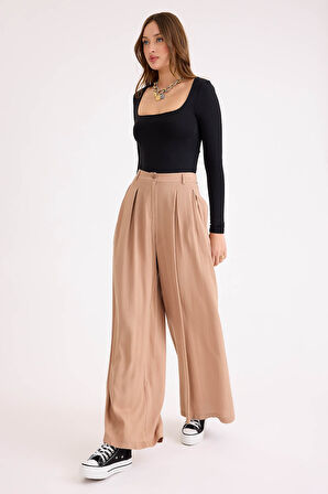 Pileli Geniş Paça Pantolon