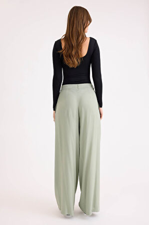 Pileli Geniş Paça Pantolon