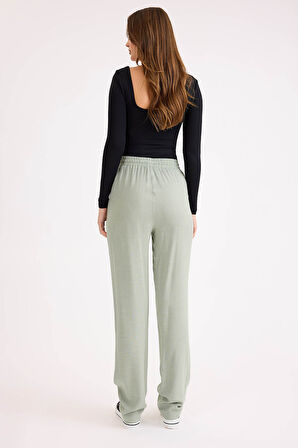 Beli Bağcıklı Viskon Keten Pantolon