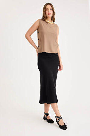 Beli Bağcıklı Midi Boy Etek