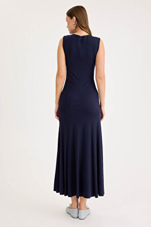 V Yaka Sıfır Kol Modal Uzun Elbise