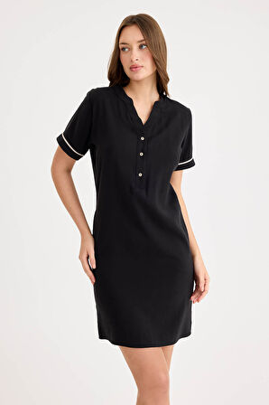 Hakim Yaka Düğmeli Kısa Kol Cepli Elbise