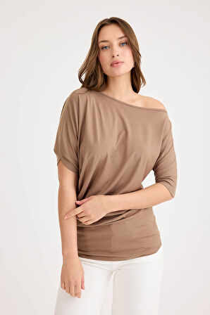 Kayık Yaka Kısa Kol Modal Bluz