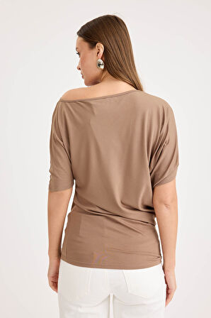 Kayık Yaka Kısa Kol Modal Bluz