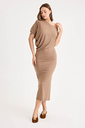 Kayık Yaka Kısa Kol Modal Elbise