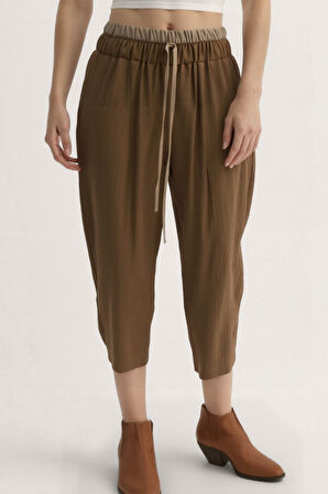 Bel Kısmı Çift Renkli Pantolon