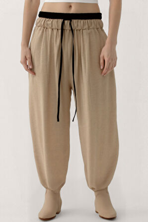 Bel Kısmı Çift Renkli Pantolon