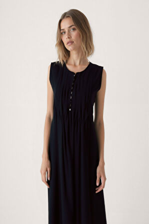 Önü Düğmeli Krinkıl Kumaş Sıfır Kol Elbise