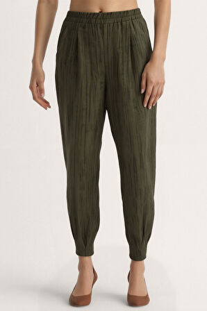 Kendinden Desenli Beli Lastikli Pileli Pantolon