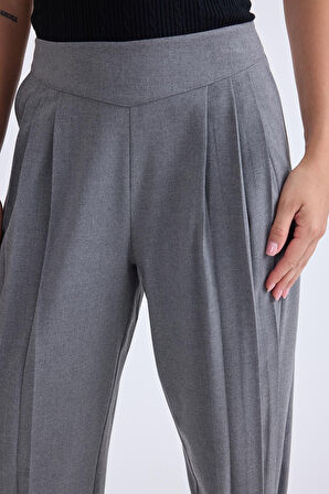 Yüksek Bel Piliseli Bilek Boy Pantolon