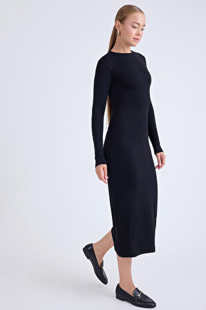 Yuvarlak Yaka Uzun Kol Kalem Elbise