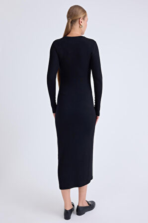 Yuvarlak Yaka Uzun Kol Kalem Elbise