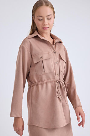 Beli Bağcıklı Kapak Cepli Düğmeli Ceket