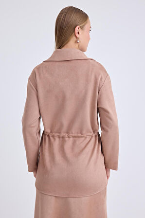 Beli Bağcıklı Kapak Cepli Düğmeli Ceket