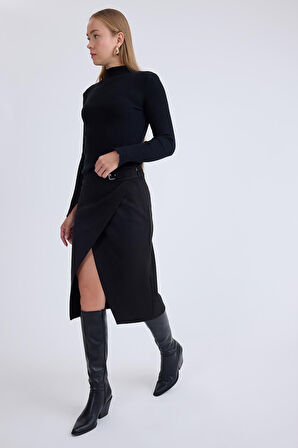 Önü Tokalı Midi Süet Etek