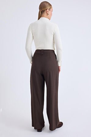 Düğme Detaylı Geniş Paça Pantolon