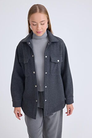 Düşük Omuz Cepli Kaşe Ceket