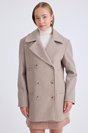 Düğmeli Büyük Cepli Kısa Kaşe Kaban