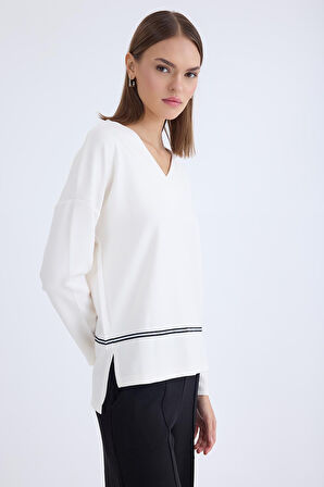 V Yaka Şerit Detaylı Uzun Kol Bluz