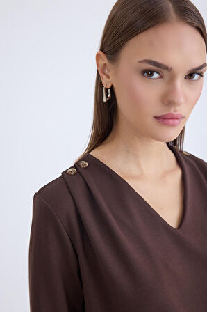 V Yaka Omuzu Düğmeli Uzun Kol Bluz