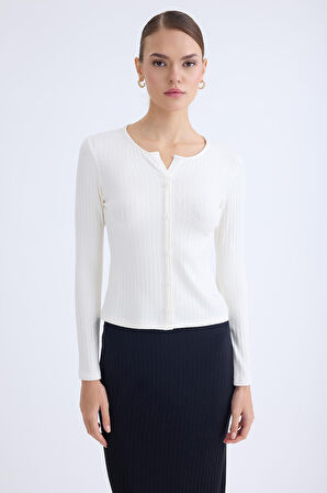 Önü Düğmeli Fitilli Uzun Kol Bluz