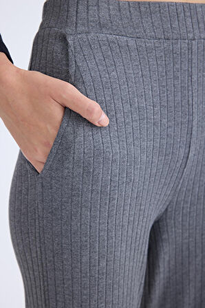 Geniş Paça Fitilli Eşofman Pantolon