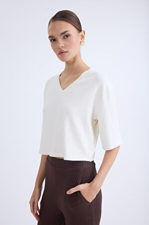 V Yaka Kısa Kol Bluz