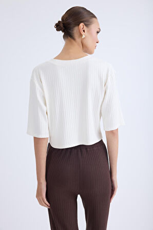 V Yaka Kısa Kol Bluz