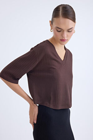 V Yaka Kısa Kol Bluz