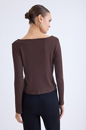 Kayık Yaka Uzun Kol Bluz