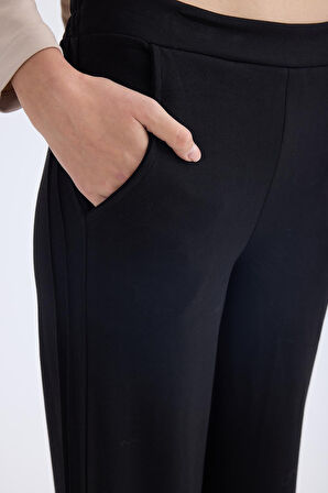 Beli Lastikli Geniş Paça Eşofman Pantolon