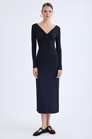 V Yaka Önü Düğüm Detaylı Uzun Elbise