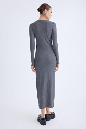 V Yaka Uzun Kol Fitilli Elbise