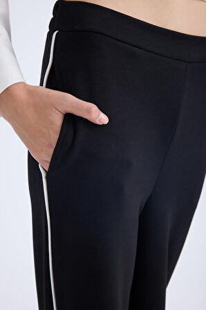 Beli Lastikli Yanı Şeritli Eşofman Pantolon