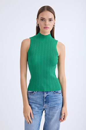 Dik Yaka Örgü Desen Sıfır Kol Triko Bluz