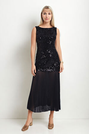 Eteği Tüllü Pullu Elbise