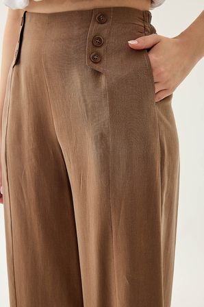 Düğme Detaylı Beli Lastikli Pantolon