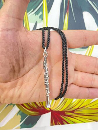 Herşey Nota Klarnet Kolye Siyah Kordon