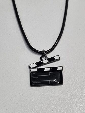 Herşey Nota Palet Kolye