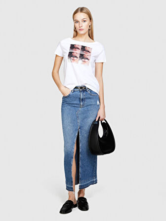 %100 Pamuk Fotoğraf Baskılı Geniş Yaka T-Shirt Kadın Beyaz T-Shirt - 324P3I1XL104T