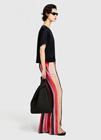 Sisley Geniş Yaka Siyah Kadın Bluz 52BZLQ075