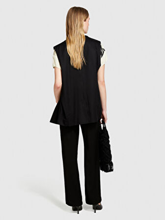 %100 VİSKOZ ÖNÜ PİLELİ GENİŞ PAÇA PANTOLON Kadın Siyah Pantolon - 324P49NMLF057