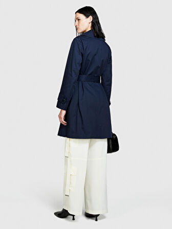 %100 Pamuk Geniş Yaka Beli Kuşaklı Trençkot Kadın Lacivert Trençkot - 324P2NNSLN025