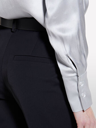 Saten Detaylı Normal Bel İspanyol Paça Pantolon Kadın Siyah Pantolon - 325P4QJDLF06P