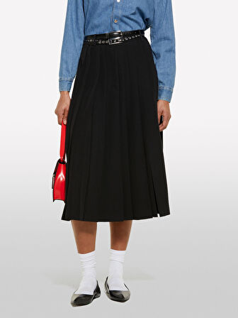 Viskozlu Pileli Yırtmaç Detaylı Midi Etek Kadın Siyah Etek - 325P4KVXL002M